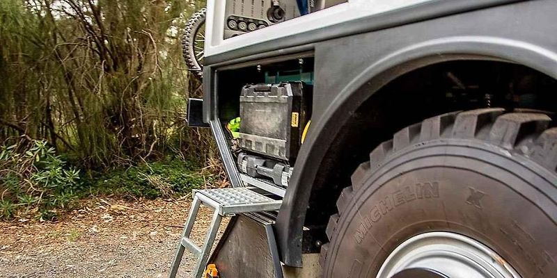 Mercedes Unimog EarthCruiser
