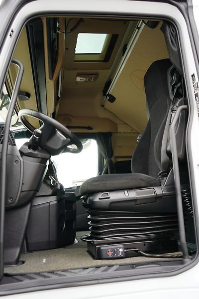 Mercedes-Benz Actros (2023) L / 1848 / E 6 / MP 5 / ACC /  - fotka 7 z 52