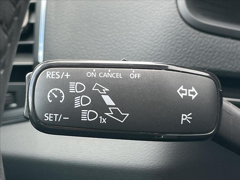 Škoda Karoq 2,0 TDI 4x4 DSG Style - fotka 11 z 24