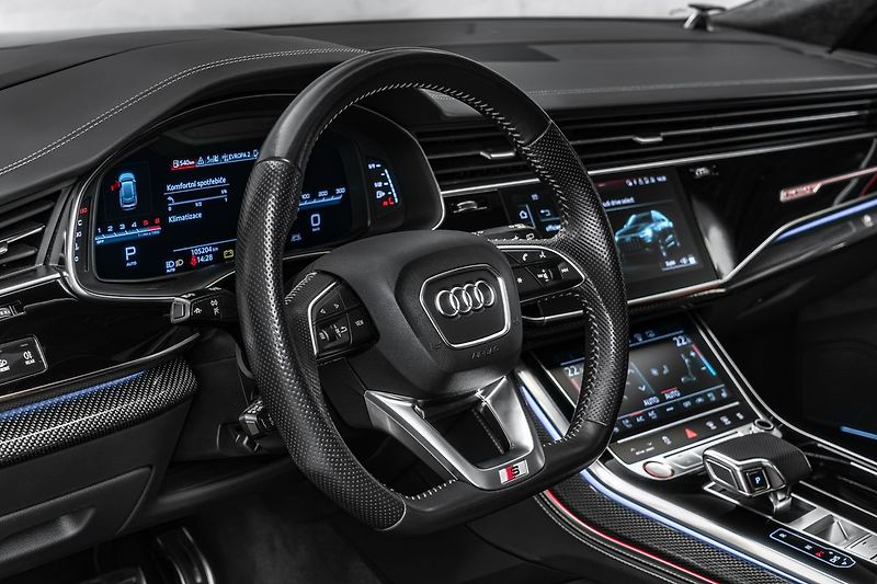 Audi SQ8 4,0TDI Keramiky Masáže Pano - fotka 17 z 32