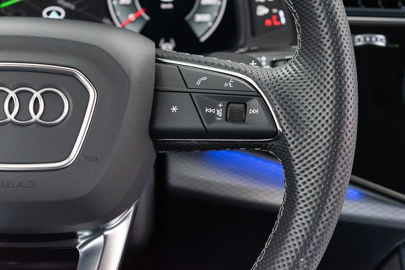 Audi Q7 50 TDI S-LINE*7.MÍST*AIR*DPH* - fotka 22 z 49