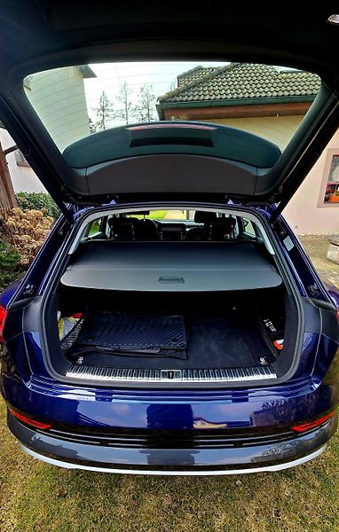 Audi e-tron /230kW - fotka 9 z 14