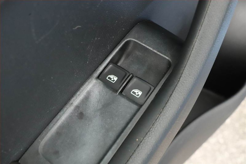Škoda Fabia (2016) 1.2 TSI, Park. senzory - fotka 10 z 12