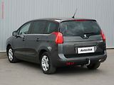 Peugeot 5008 (2015) 2.0 HDi, AC, navi, park.asist - náhled 6