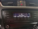 Škoda Octavia (2014) 1.6TDi 4x4, AC, výhřev sed - náhled 16