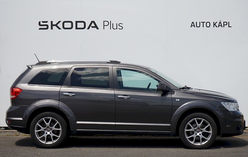 Fiat Freemont (2015) 2,0 MultiJet Lounge 4x4 7míst - fotka 6 z 27