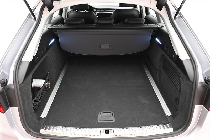Audi A6 Avant 3,0 TDI V6 210kW MHEV Zá - fotka 10 z 31