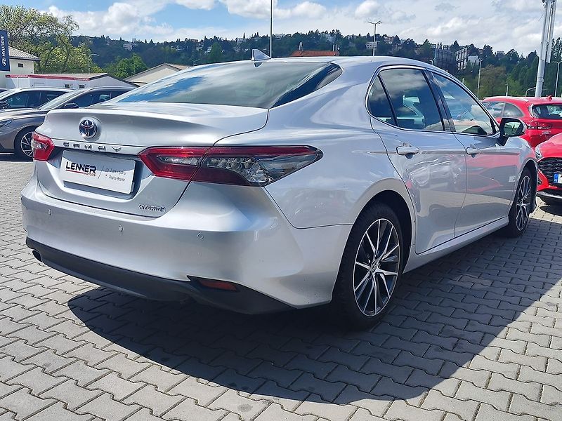 Toyota Camry 2.5 HEV/160kW Executive e-CVT - fotka 5 z 35