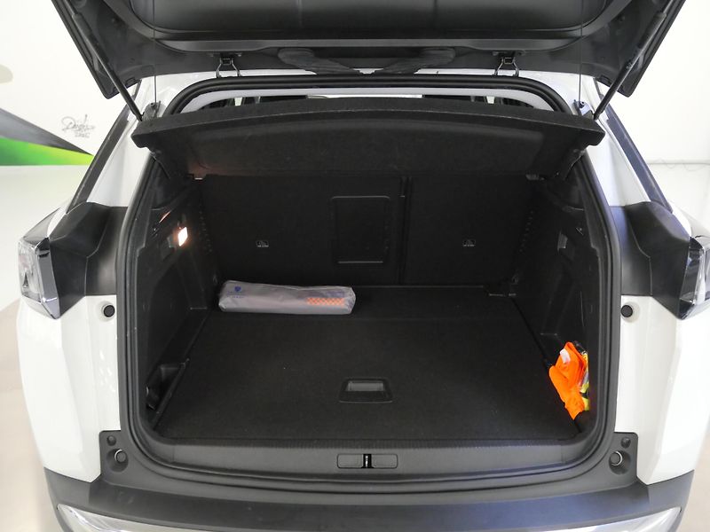 Peugeot 3008 - fotka 32 z 32