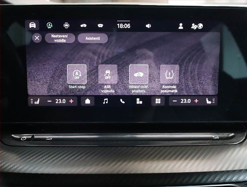 Škoda Octavia (2024) 1.5 TSI, Sportline - fotka 17 z 26