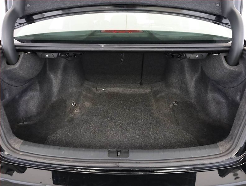 Honda Accord (2011) 2.2 i-DTEC, ČR,1.maj - fotka 13 z 14