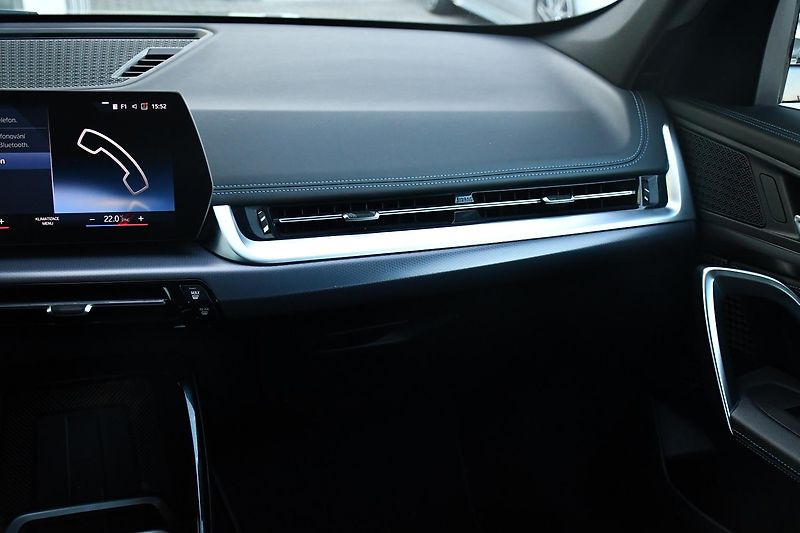 BMW X1 xDrive23d M-SPORT TAŽNÉ 1M ČR - fotka 8 z 42