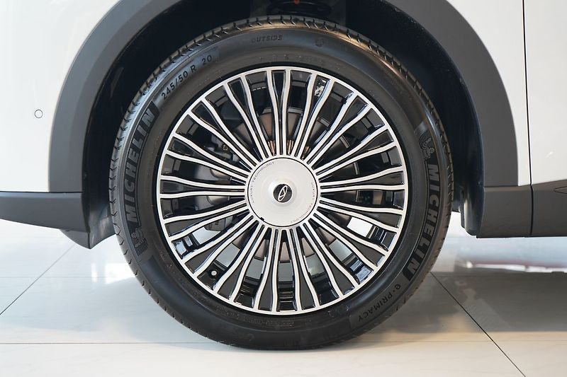 Chery Ostatní UNIQUE 1.5 TGDI PHEV - fotka 4 z 22