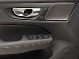 Volvo V60 (2026) B4 AUT DARK PLUS - náhled 26