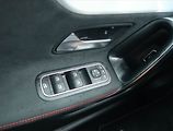 Mercedes-Benz CLA (2022) AMG Paket 200 - náhled 15