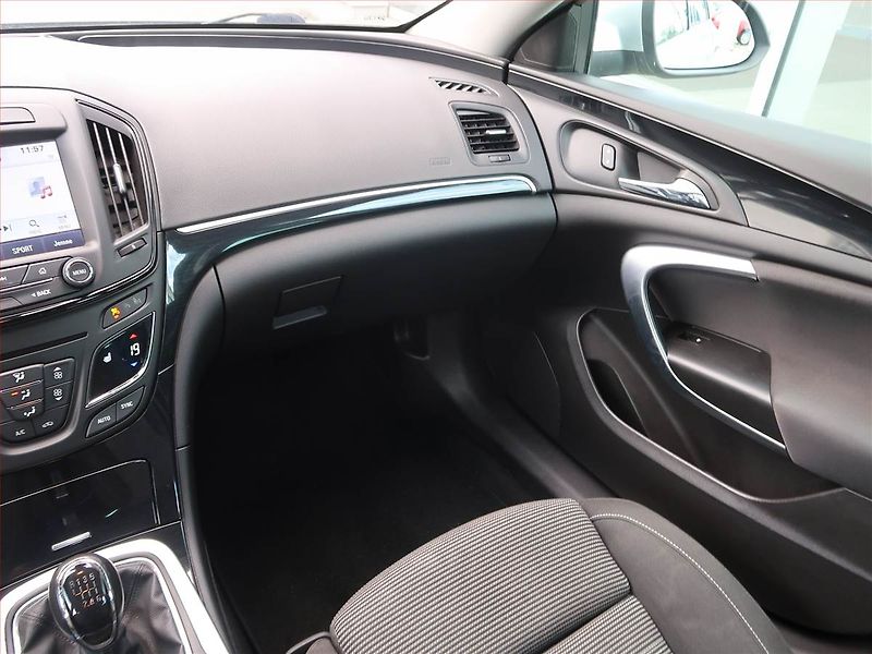 Opel Insignia (2016) 2.0 CDTI, Serv.kniha - fotka 8 z 16