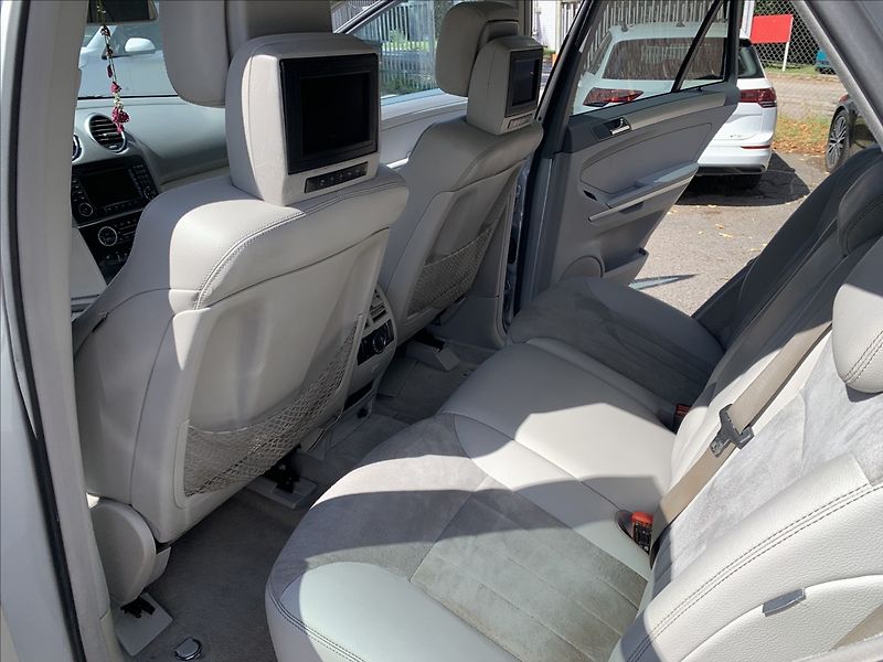 Mercedes-Benz Třídy M 4,0 CDI 4X4 - fotka 16 z 18