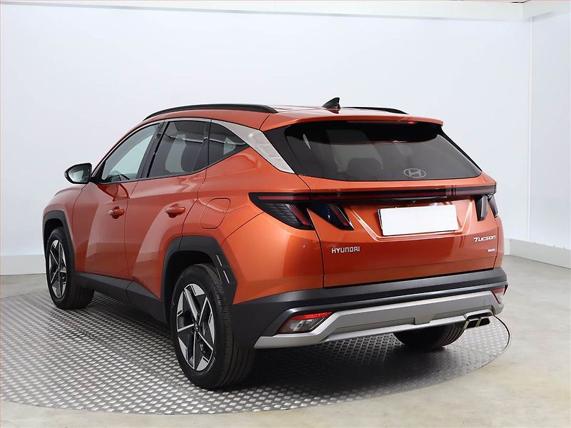 Hyundai Tucson (2024) 1.6 T-GDI 48V MHEV - fotka 4 z 16