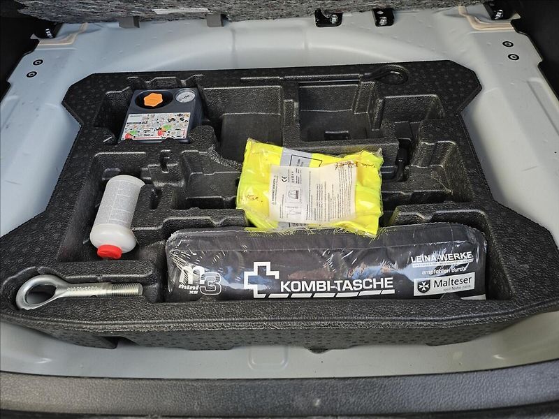 Suzuki SX4 S-Cross 1,4 T BoosterJet AllGrip 4x4 - fotka 29 z 45