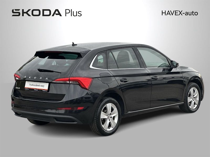 Škoda Scala (2023) 1.5 TSI Style - fotka 2 z 30