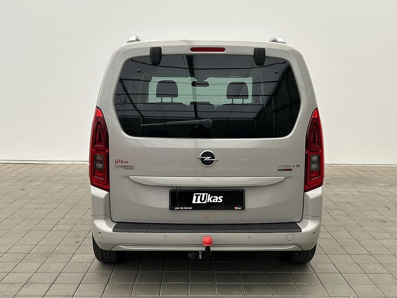 Opel Combo 1.5 CDTI Smile 7 Míst - fotka 4 z 29
