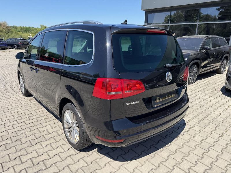 Volkswagen Sharan (2015) 2.0TDI 103kW DSG 7M EL. DVĚŘE - fotka 6 z 41