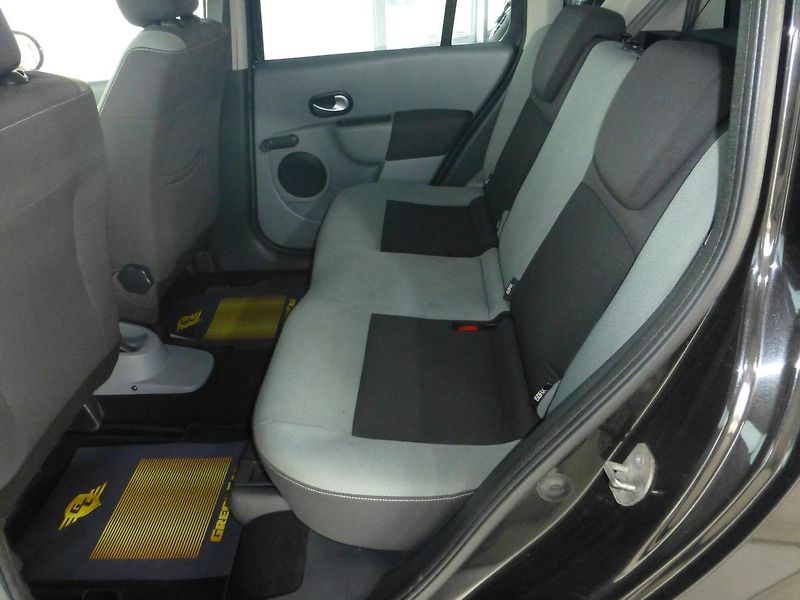 Renault Modus (2010) 1,2I*KLIMATIZACE**PARK.SENZORY - fotka 14 z 25