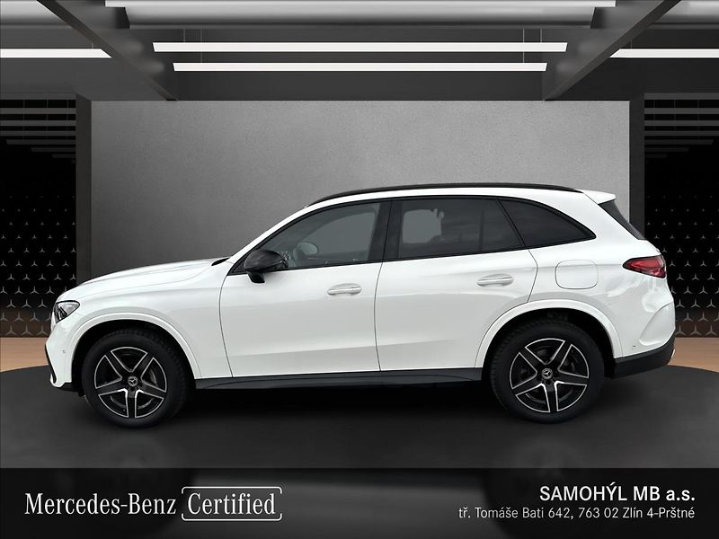 Mercedes-Benz GLC 300 de 4MATIC AMG linie - fotka 2 z 13