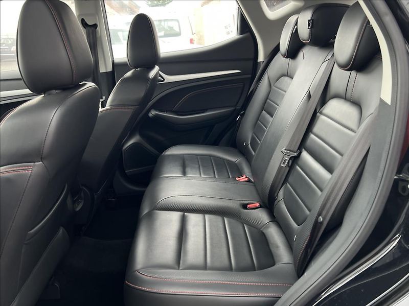 MG ZS 1,5 VTI-tech ICE Luxury záruka - fotka 12 z 25