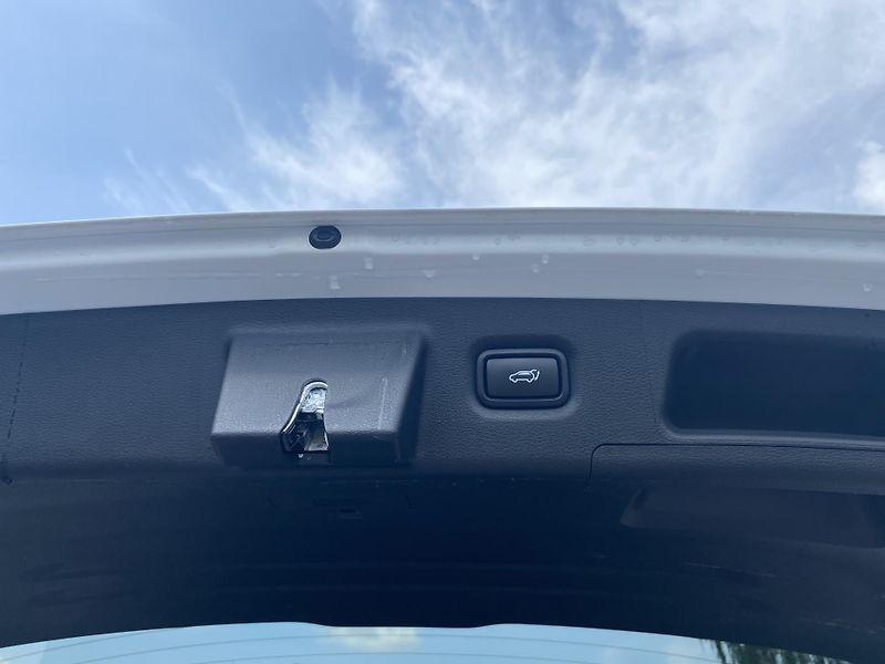 Hyundai Santa Fe Premium - fotka 18 z 27
