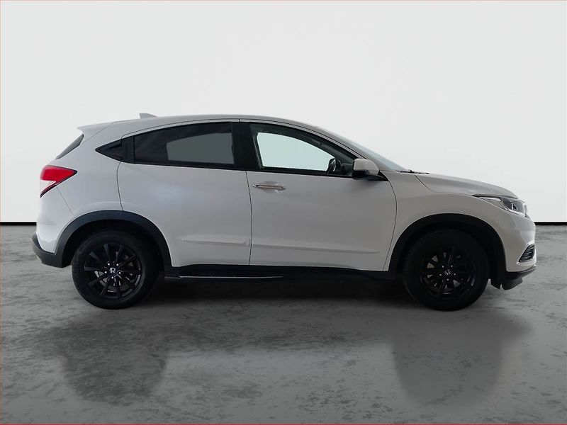Honda HR-V (2019) Elegance 1.5 i-VTEC, ČR,1.maj - fotka 6 z 20