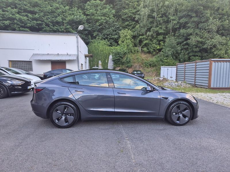 Tesla Model 3 LONG RANGE DUAL MOTOR 91,4% - fotka 7 z 49