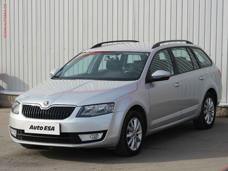 Škoda Octavia (2014) 1.6 TDi, ČR, Ambition - fotka 3 z 16