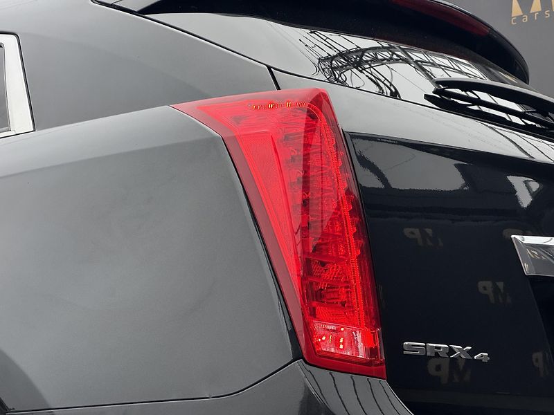 Cadillac SRX (2011) 3.0 V6 AWG Elegance, LPG, PANO - fotka 40 z 49