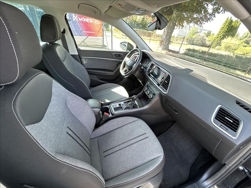 Seat Ateca 1,5 TSi DSG DPH  LED,ALU - fotka 32 z 49