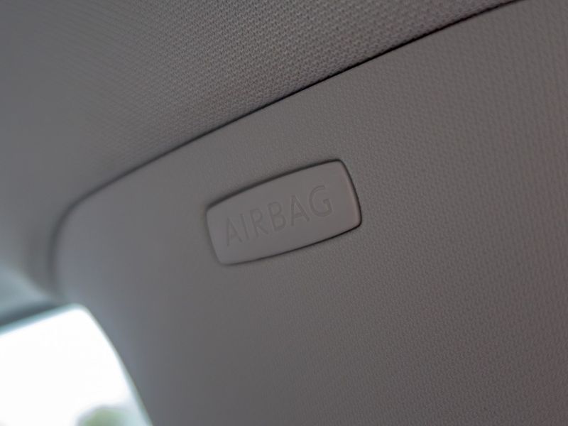 Volkswagen Touran (2019) 2.0TDI 110KW – Cebia 5*! - fotka 38 z 53
