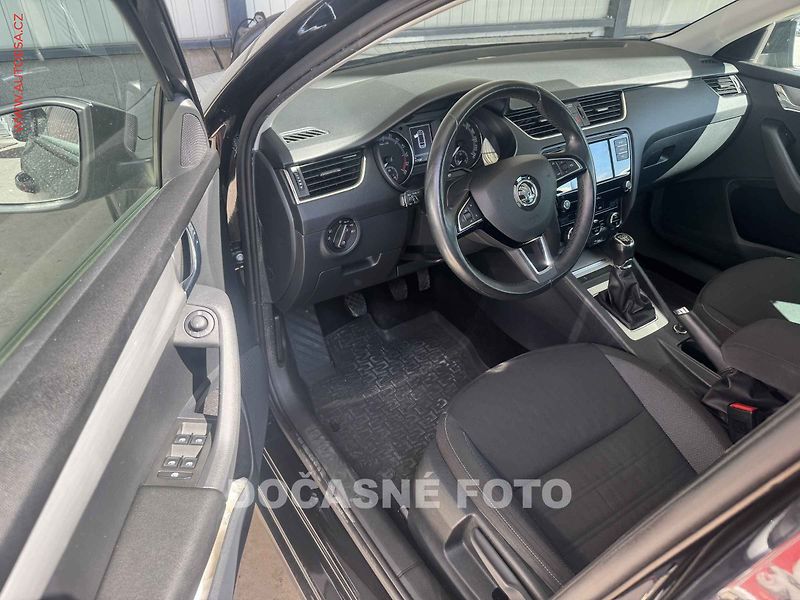 Škoda Octavia (2019) 1.6TDi, 2.maj,ČR, autoAC - fotka 3 z 3