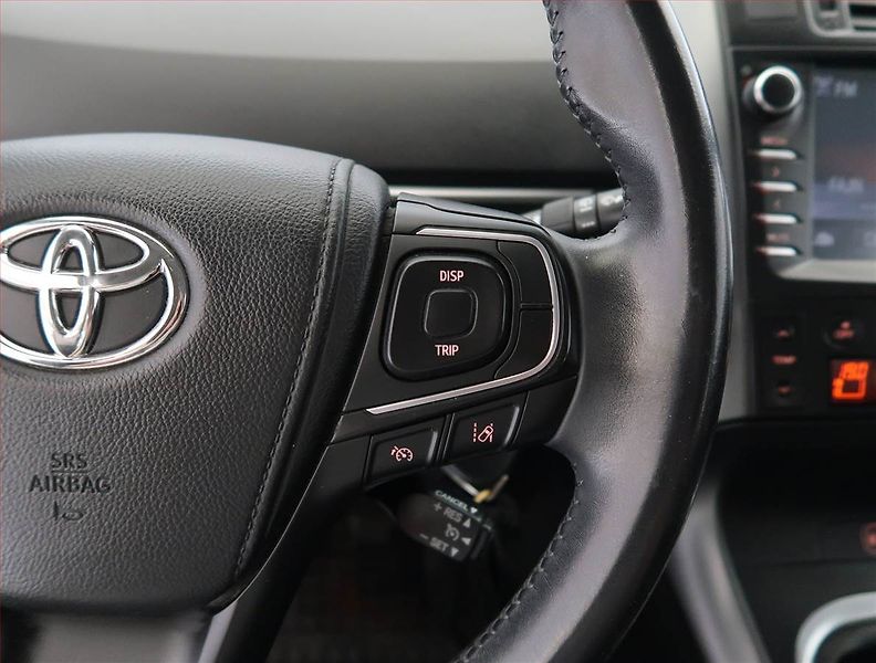 Toyota Verso (2017) 1.6 D-4D, Xenony, Tempomat - fotka 17 z 22