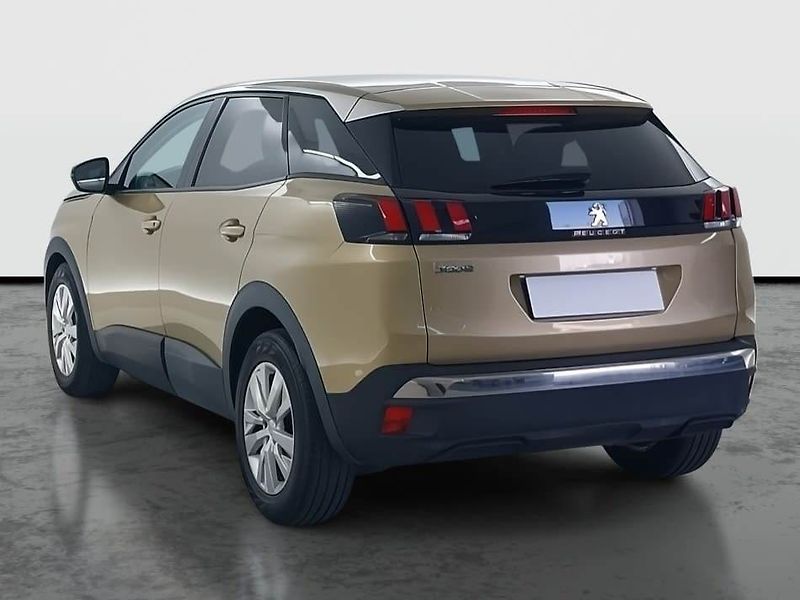 Peugeot 3008 (2018) 1.6 BlueHDi, Automat, Navi - fotka 4 z 20