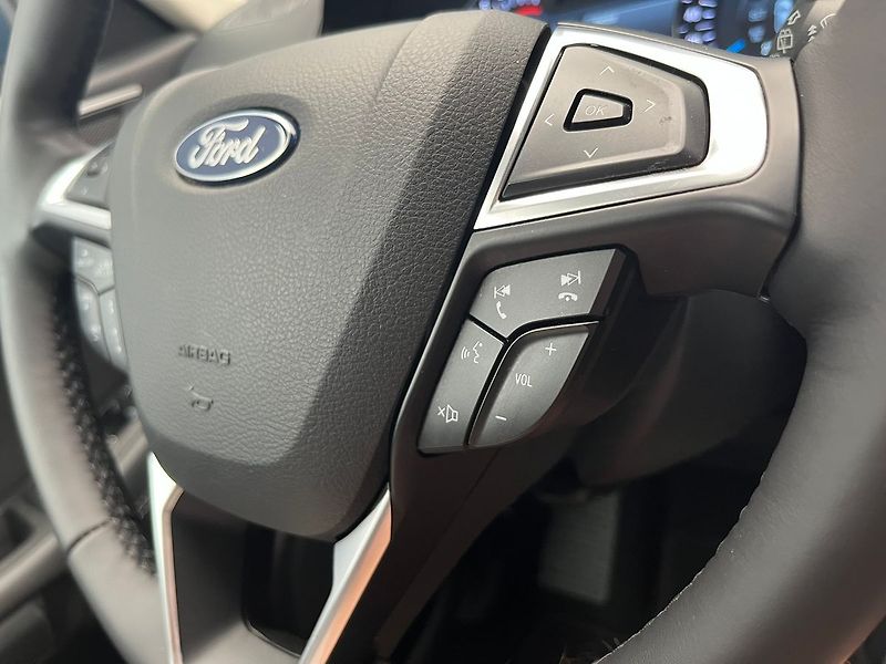 Ford S-MAX 2.5 Duratec HEV LED - fotka 10 z 64