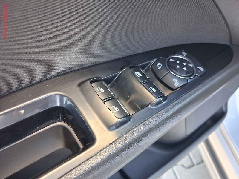 Ford Mondeo (2015) 2.0 TDCi 4x4, ČR, AT, LED - fotka 13 z 18