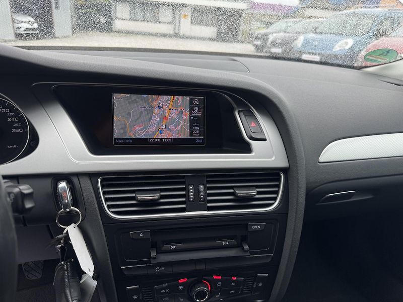 Audi A4 Avant 2.0TDi,rezervace - fotka 21 z 54