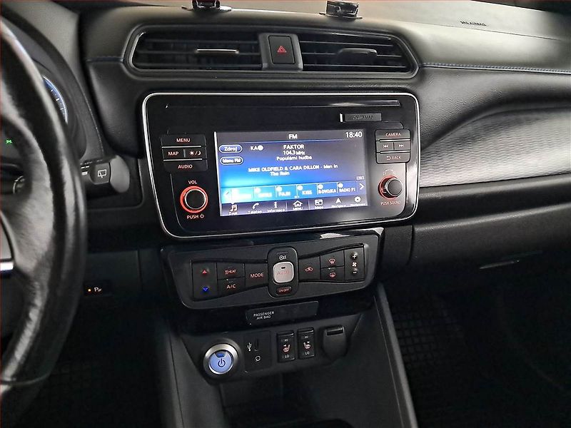 Nissan Leaf (2019) 40 kWh, Automat, Tempomat - fotka 12 z 16