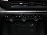 Citroën C5 X 1,2 PT 96kW PLUS VÝPRODEJ! - náhled 15