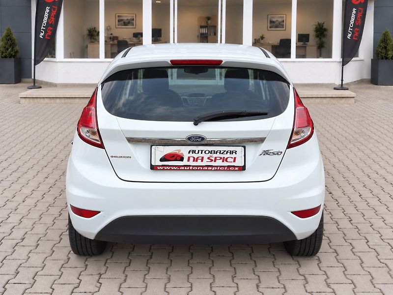 Ford Fiesta (2016) 1.25i 60kW -PARK.KAMERA - fotka 7 z 36