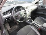 Škoda Superb 2,0 TDi Závada Přev. Panorama - náhled 12