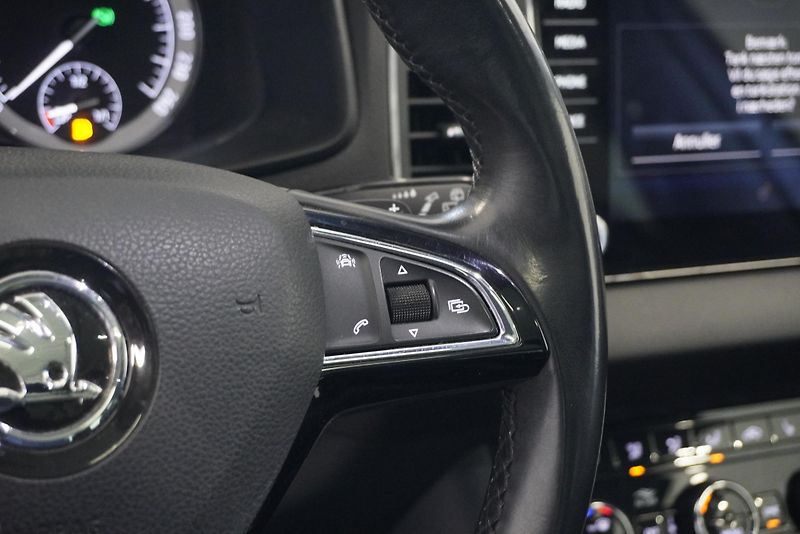 Škoda Karoq (2018) 1.5i 110 kW STYLE AUTOMAT - fotka 16 z 37