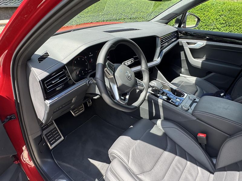 Volkswagen Touareg (2025) 3.0T*170kw*DPH*R-Line*4RZáruka - fotka 6 z 32