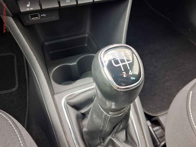 Škoda Rapid (2018) 1.0 TSI, 2.maj,ČR, Bixen - fotka 12 z 18