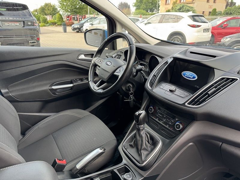 Ford Grand C-MAX (2018) 1.6Ti-VCT Digi Klima Tempomat - fotka 16 z 49